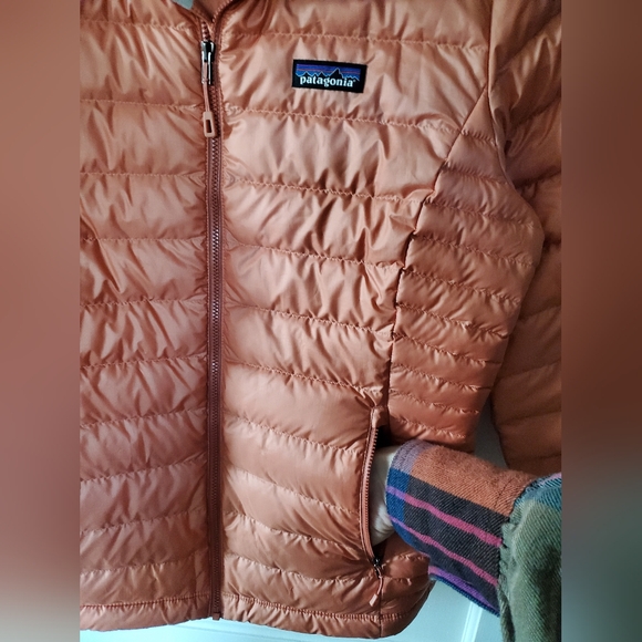 Patagonia Womens Down Sweater - Picture 5 of 9